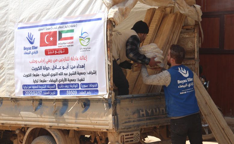 prepare and distribute bread bundles