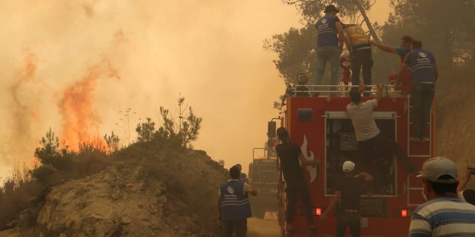 حرائق اللاذقية والساحل السوري 2025